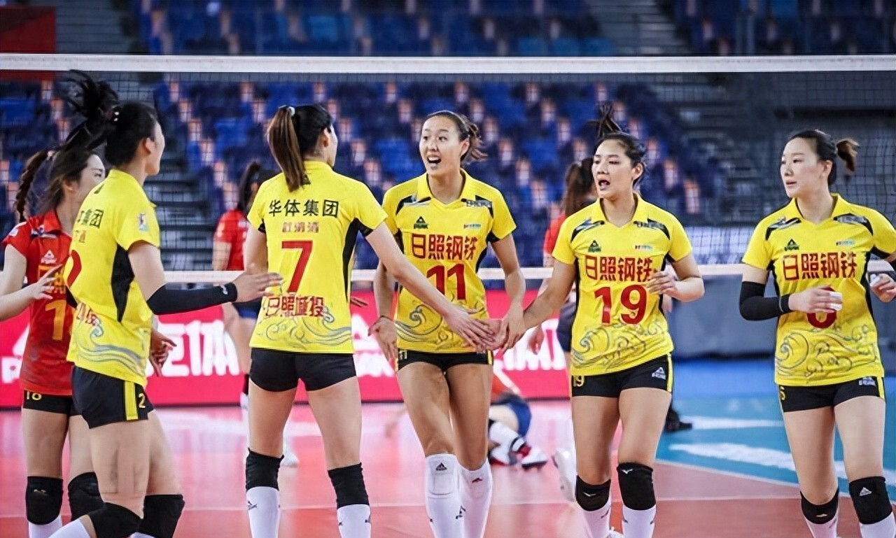 关于亚洲杯女足赛场上，球队实力均衡，比分胶着的信息