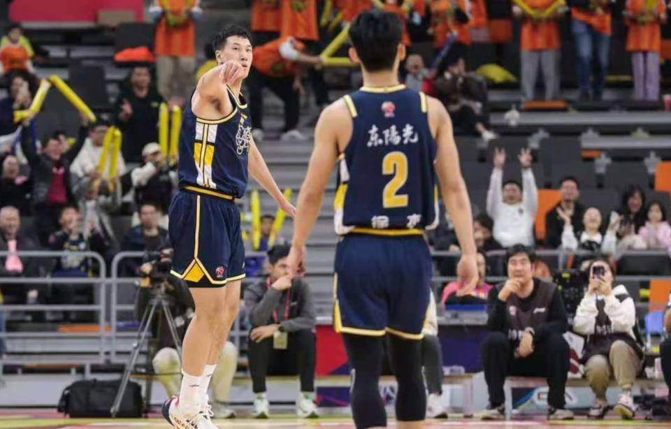 吉林队外援状态神勇，为球队献策