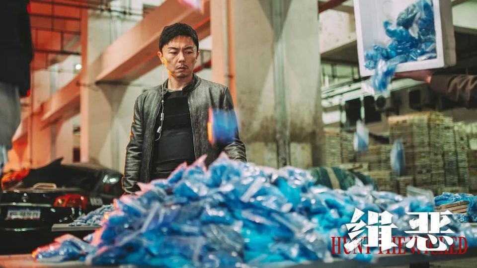 双雄对决，瞬间成为全球热点话题的简单介绍